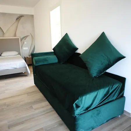 Couette-café Del Parco 3*